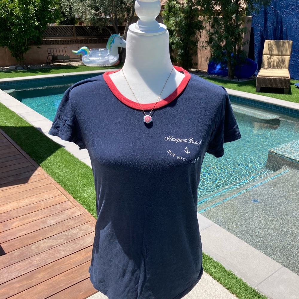 Brandy Melville navy T-shirt